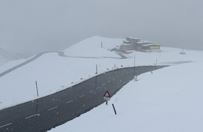 Very mixed weather for Paragliding
